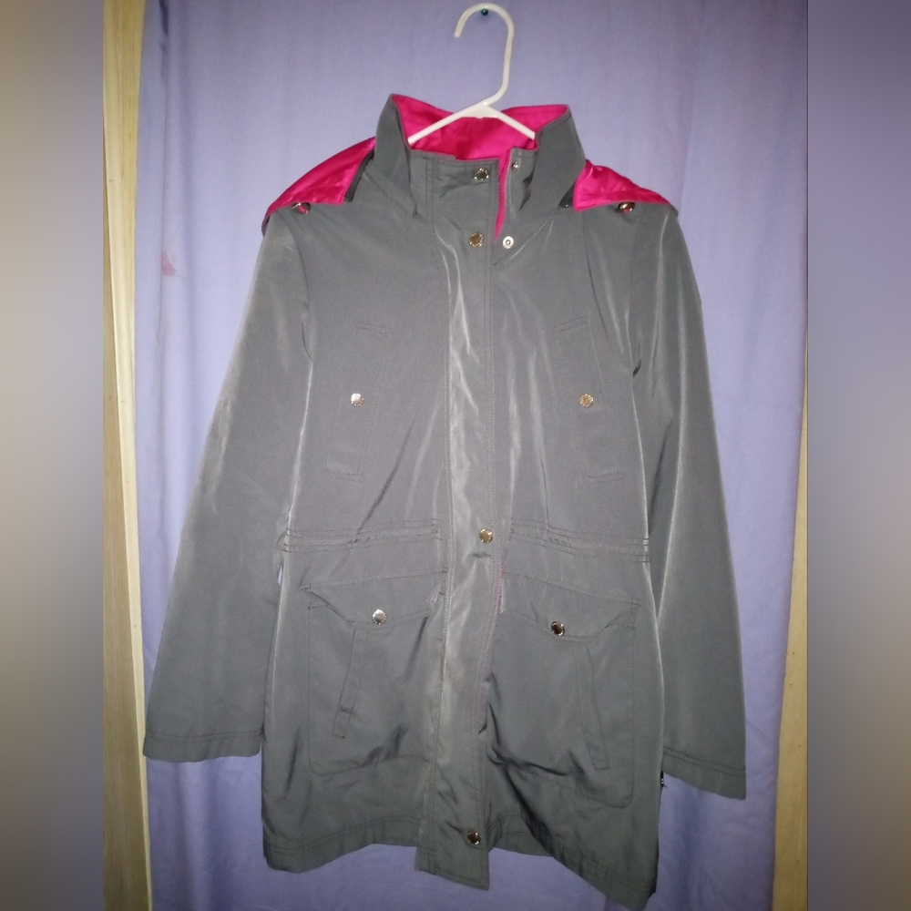 Nautica women raincoat size Large